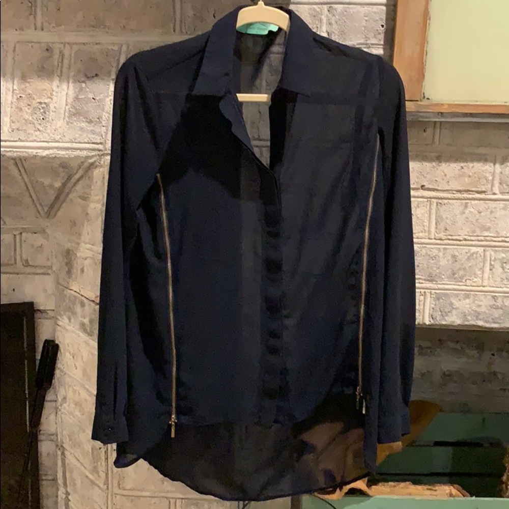Navy tunic blouse by Haute Hanger